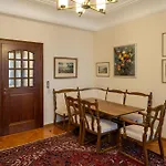 Apartamento Neu - 4 Zimmer, 4 Betten, 5 Min Zum Hbf, Terrasse, 160qm Augsburg