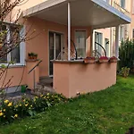 Neu - 4 Zimmer, 4 Betten, 5 Min Zum Hbf, Terrasse, 160qm Apartamento Augsburg