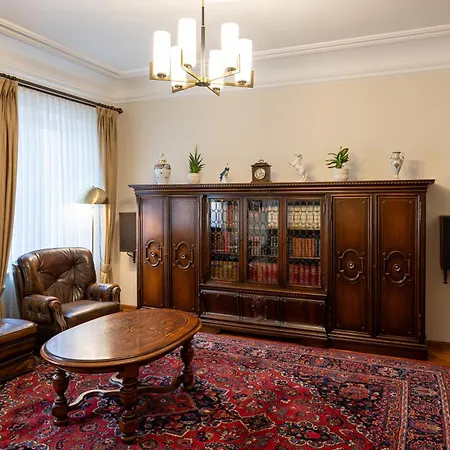 شقة Neu - 4 Zimmer, 4 Betten, 5 Min Zum Hbf, Terrasse, 160qm