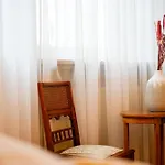 Neu - 4 Zimmer, 4 Betten, 5 Min Zum Hbf, Terrasse, 160qm Augsbourg