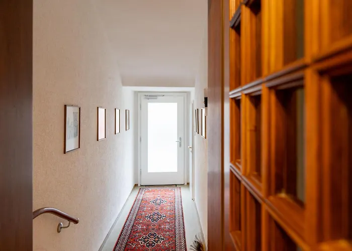 Neu - 4 Zimmer, 4 Betten, 5 Min Zum Hbf, Terrasse, 160qm 公寓 *